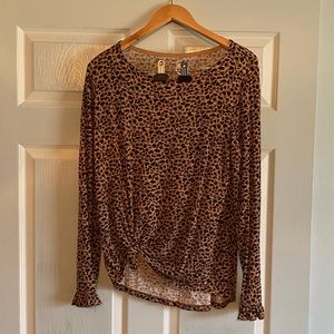 Maurices leopard print top